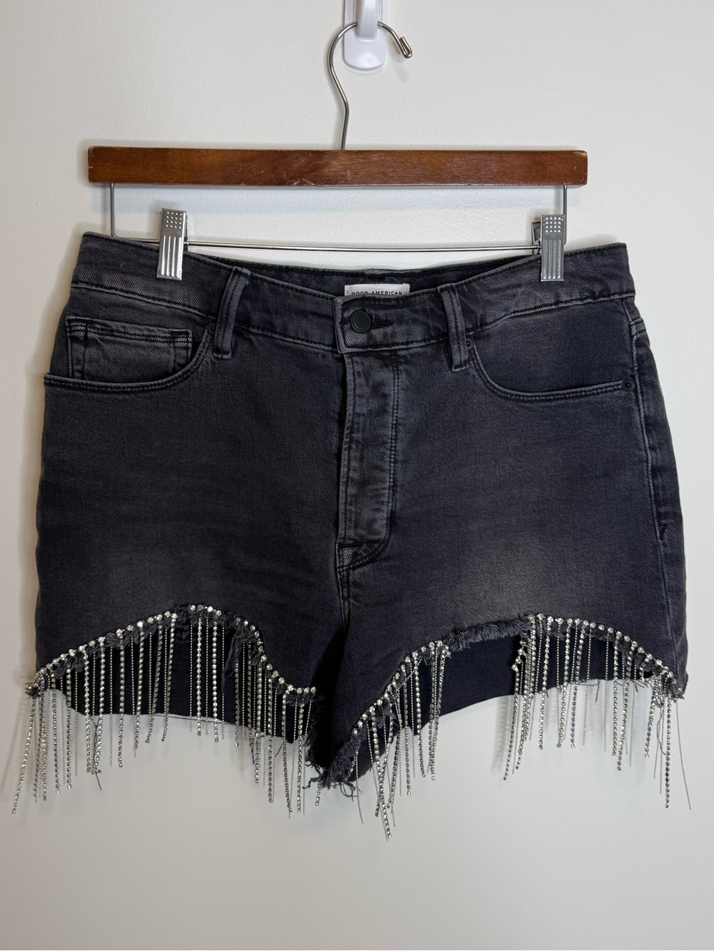 Good American Black Jean Shorts with Silver Fringe chain bombshell size 30